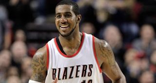 媒体人：清华附中初中主力姚清源加盟辽宁青年队 15岁已长到2米03